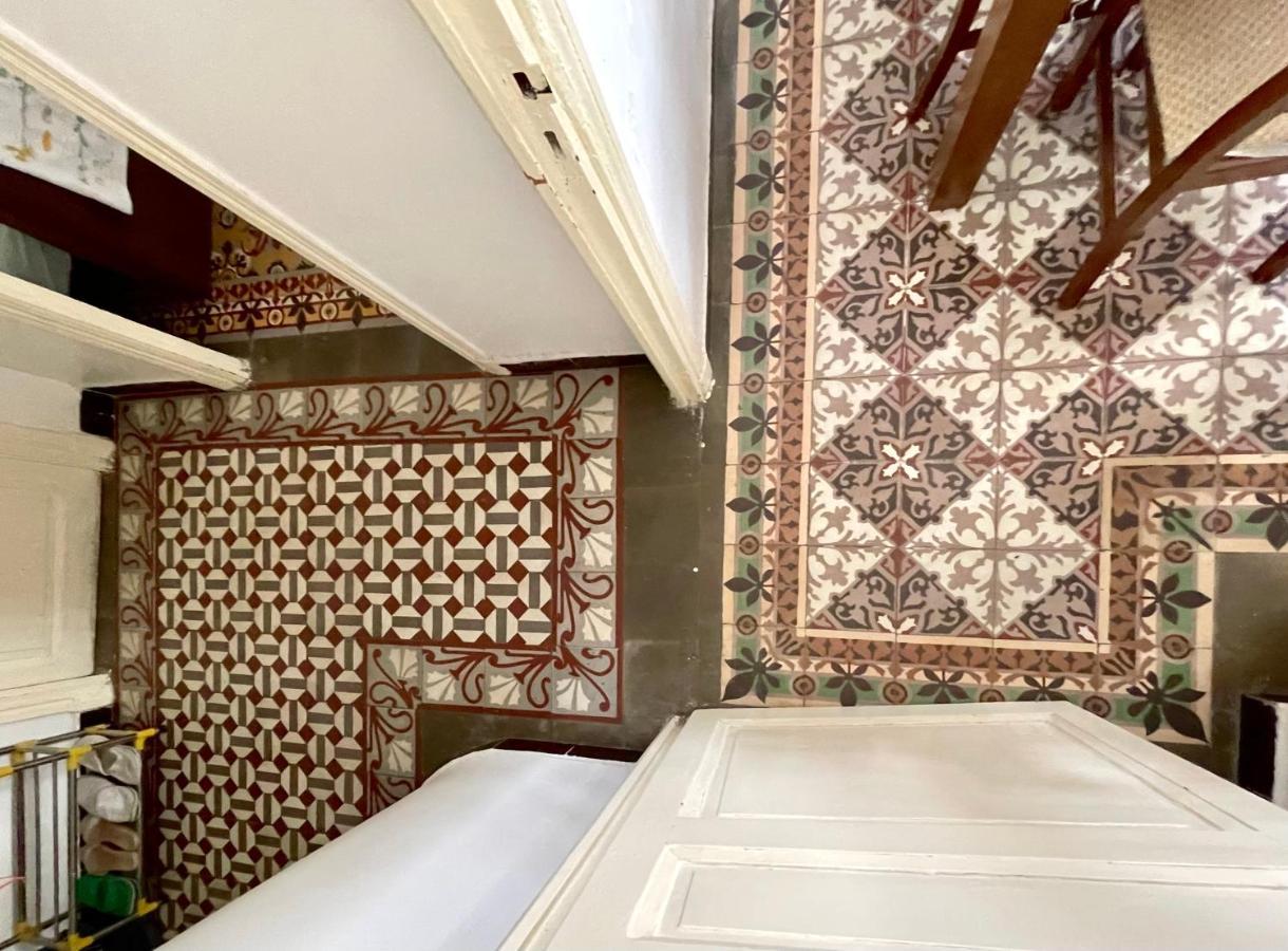 Appartement Dans Immeuble Haussmanien Algiers Exterior photo